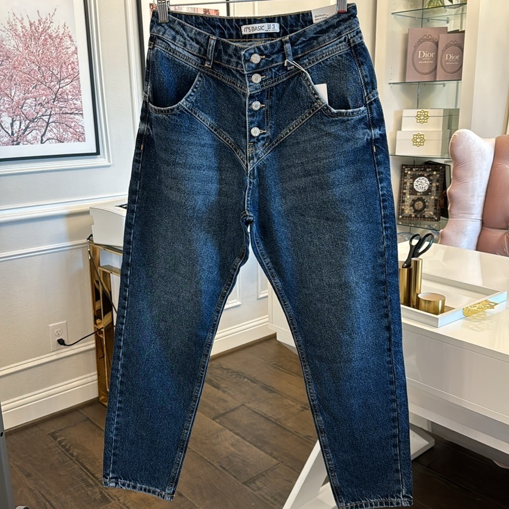 NWT HIGH RISE JEANS SIZE 8 - Picture 17 of 17